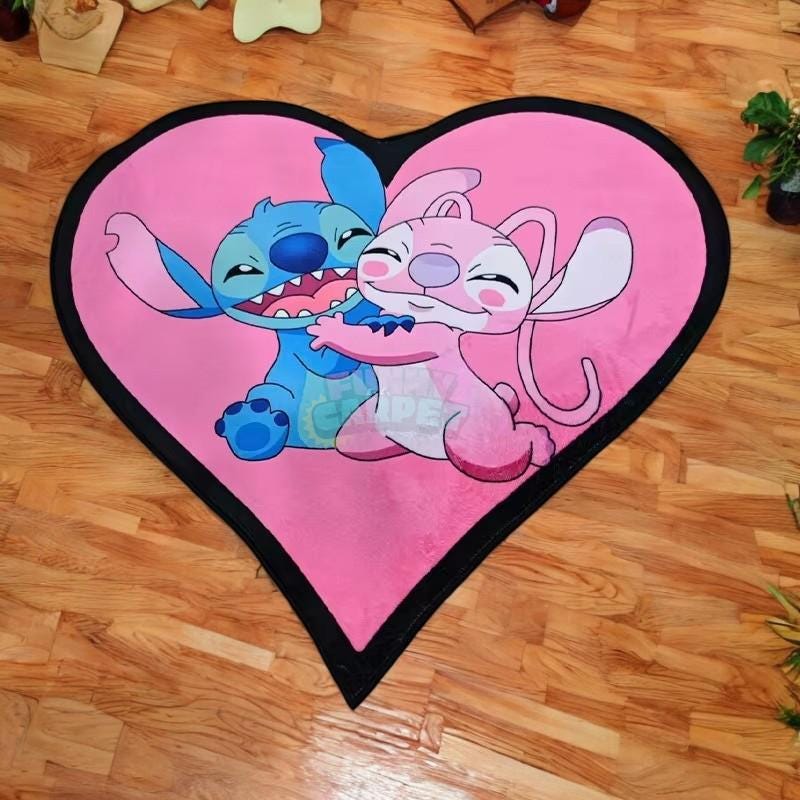 Cute Heart-Shaped Couple Rug – Cartoon Style Hug Design – Soft Anti-Slip Floor Mat – 5 Sizes