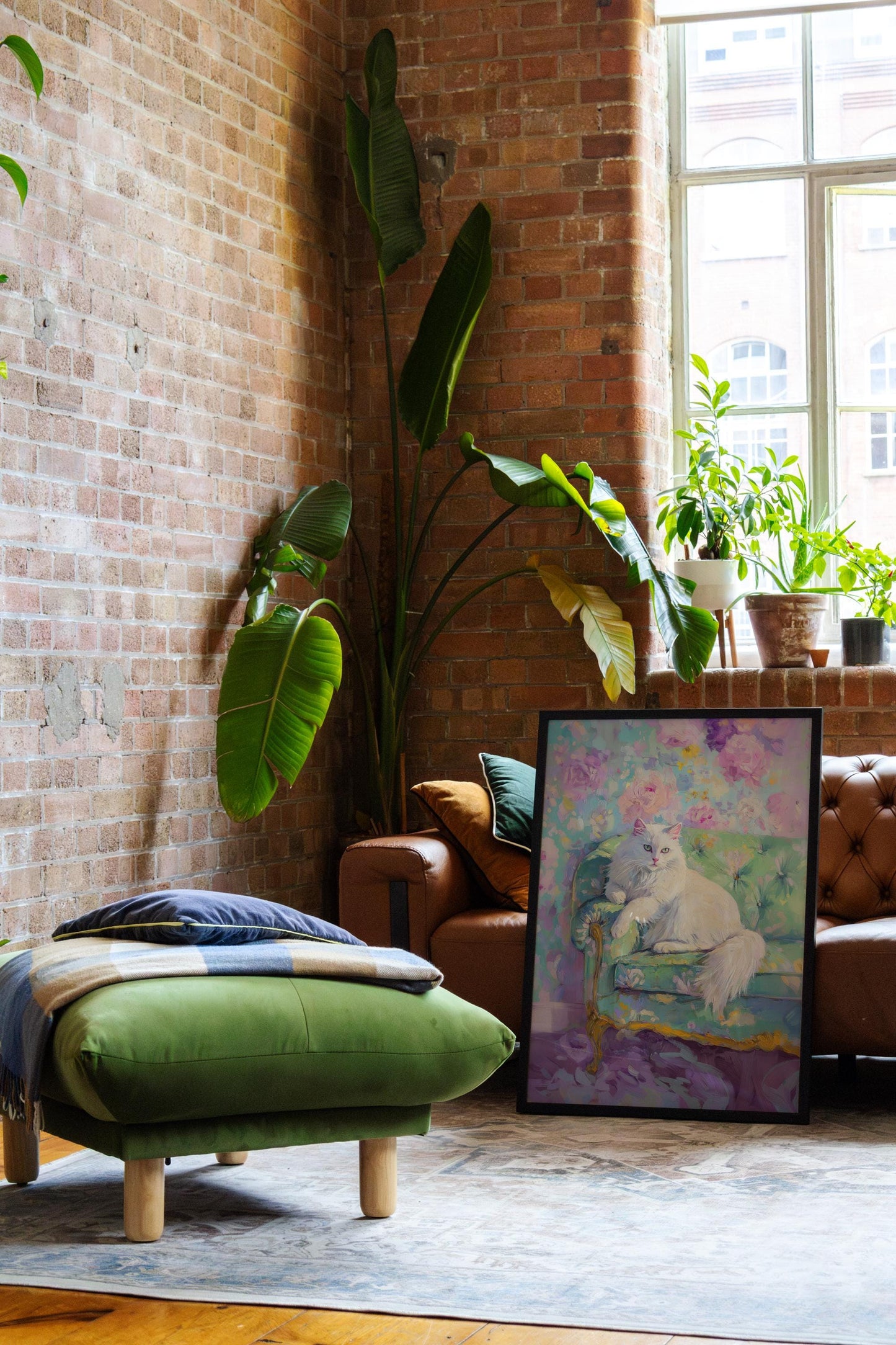 Persian Cat Art Print: Quirky Floral Wallpaper, Retro Decor