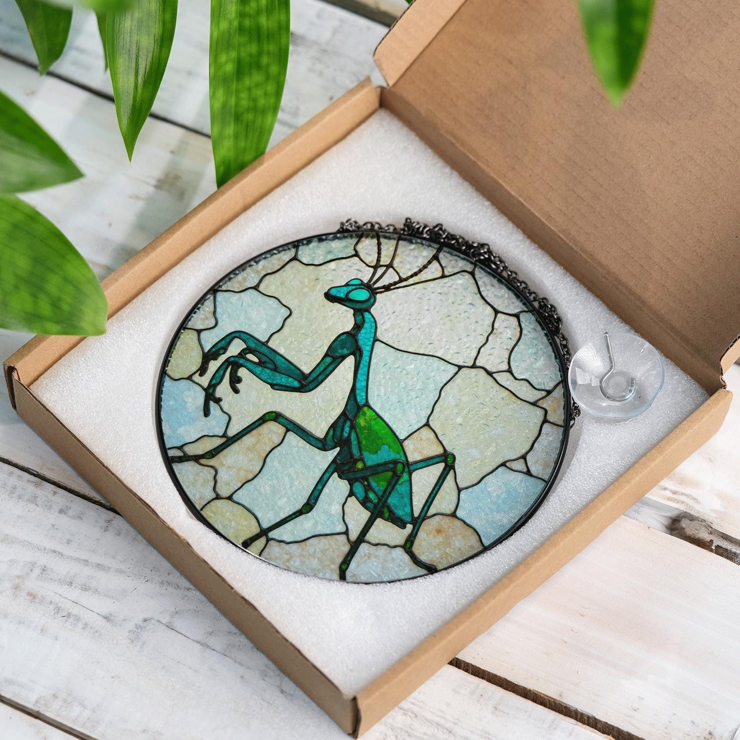 Green praying mantis glass art round suncatcher stained insect decor gift for nature lover dad