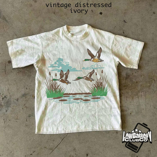 Vintage Wildlife Duck Tee, Retro Naturecore Animal Graphic Shirt, Comfort Colors Bird Lover T-Shirt, Outdoors Aesthetic Streetwear