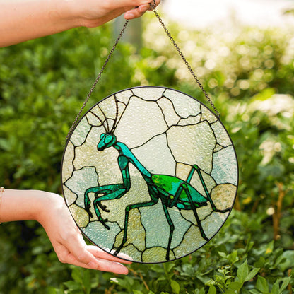 Green praying mantis glass art round suncatcher stained insect decor gift for nature lover dad