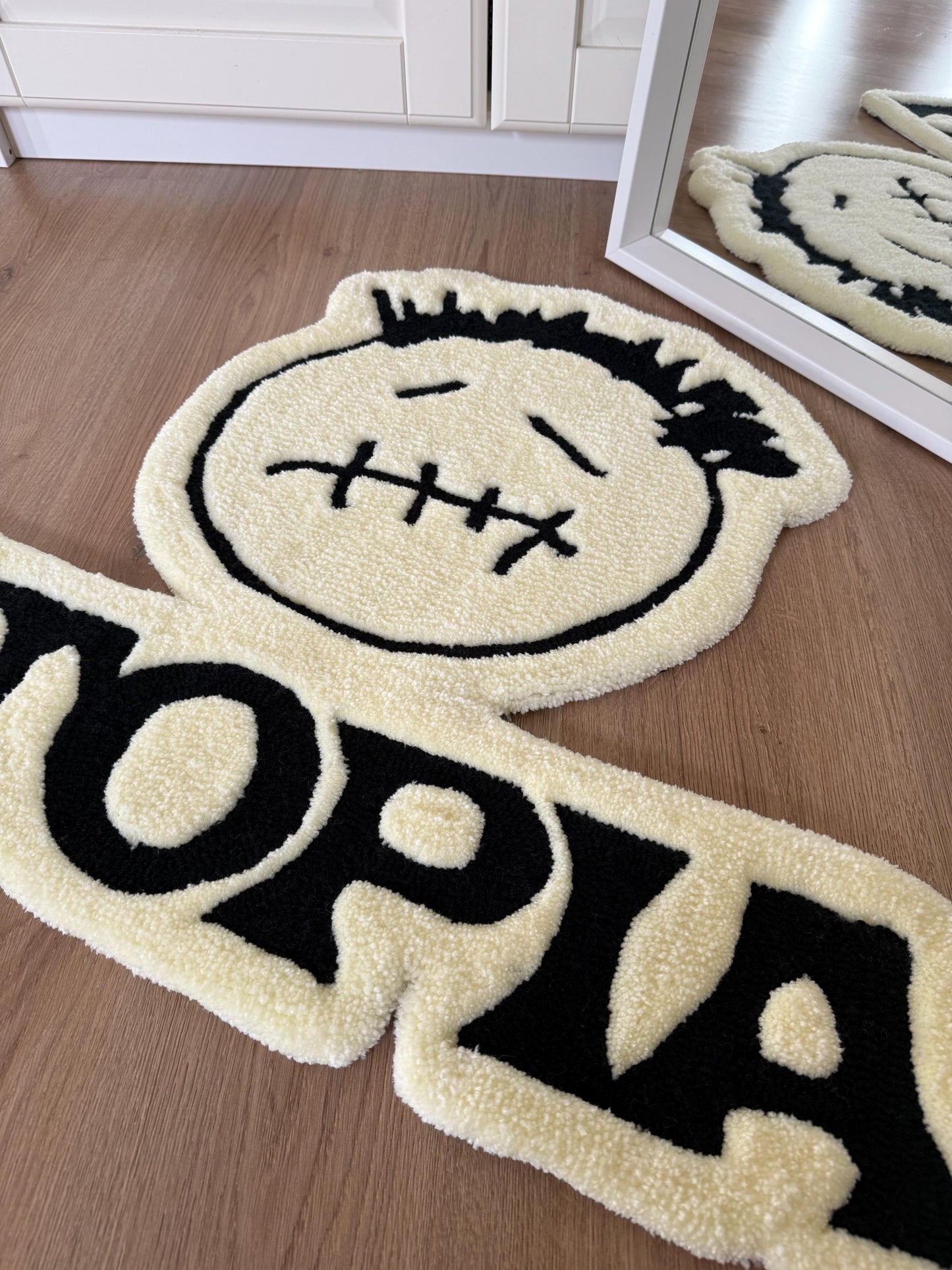 Handmade Tufted Music Rug – “Utopia” Inspired Album Cover Carpet, Soft Fluffy Accent Mat or Wall Decor (80x61 cm)