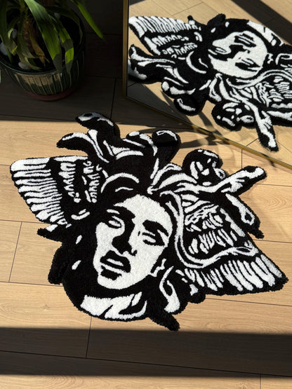 Medusa Tufted Rug – Handmade Fluffy Greek Mythology Carpet – Bold Statement Floor Art – 3D Textile Wall Decor