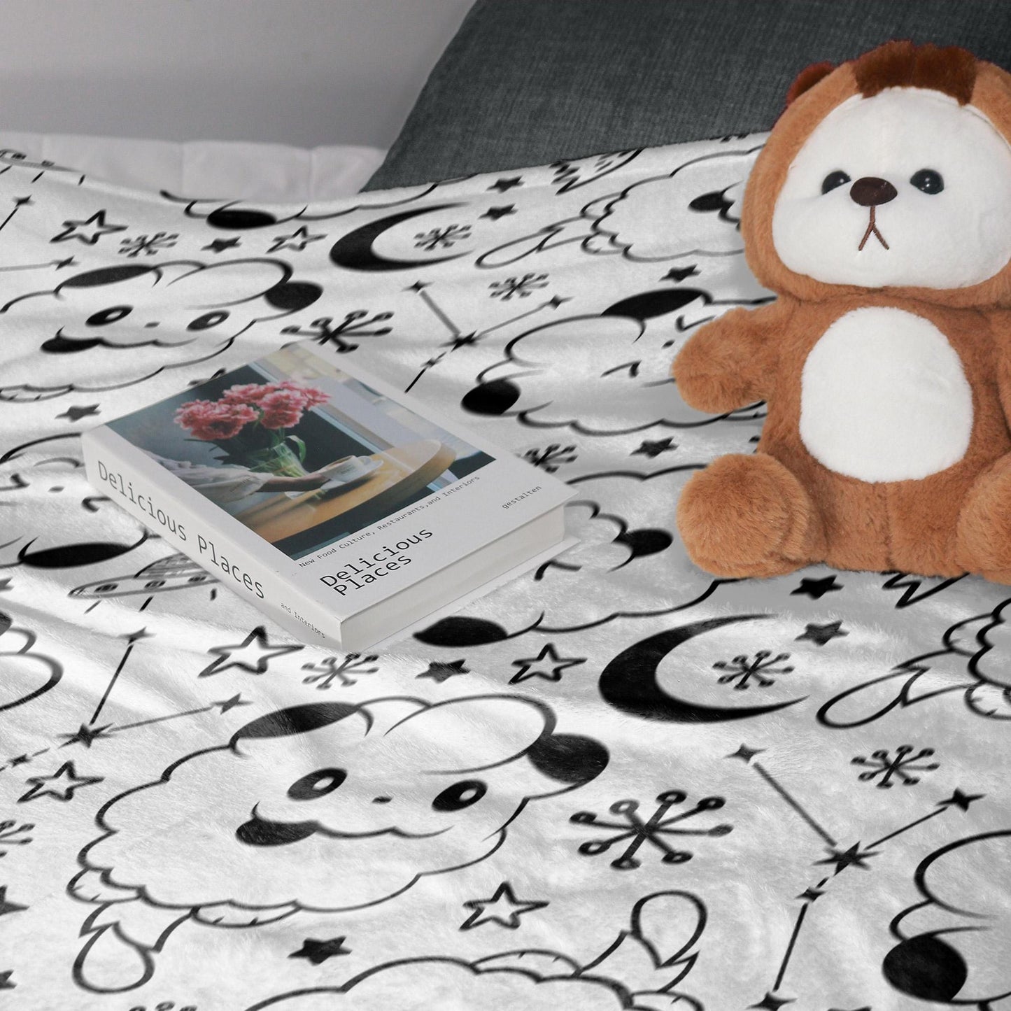 Swirlix Fleece Blanket Home Decor Throw Blanket Bedroom Decor Baby Blanket Cute Cotton Blanket Swirlix Blanket Gifts