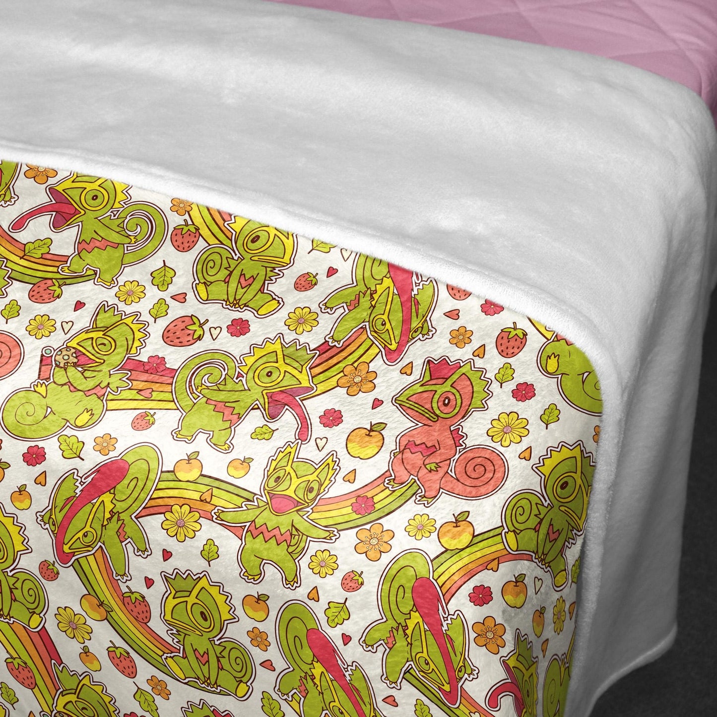 Kecleon Fleece Blanket, Soft Chameleon Character Throw, Home Decor Blanket, Kecleon Blanket Gifts