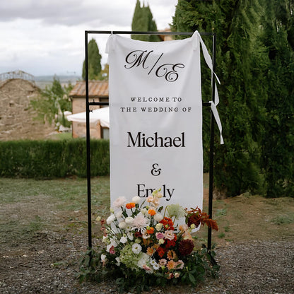 Personalized Wedding Welcome Sign with Couple Names & Date – Elegant Reception Banner – Custom Ceremony Entrance Decor for Bride and Groom