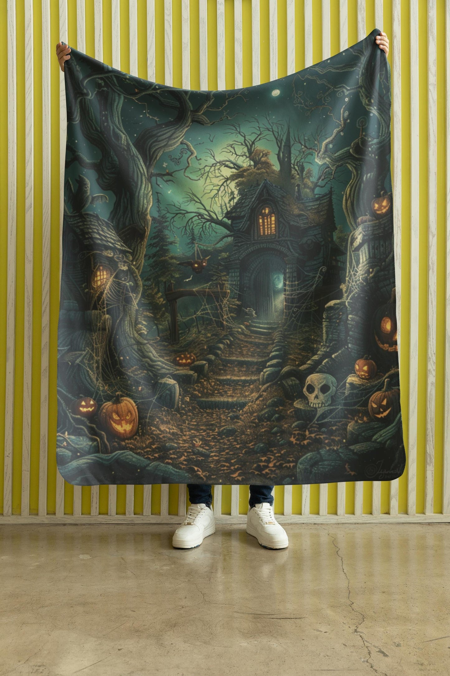 Halloween Throw Blanket Decor, Soft Blanket, Halloween Decor, Cozy Holiday Custom Fall Party Gift, Beautiful Unique Gothic Horror Print