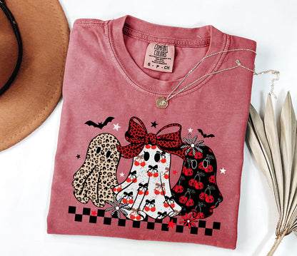 Comfort Colors® Cute Ghost Shirt, Leopard Ghost Shirt, Women Halloween Shirt, Retro Halloween Shirt, Coquette Ghost, Fall Ghost Graphic Tee