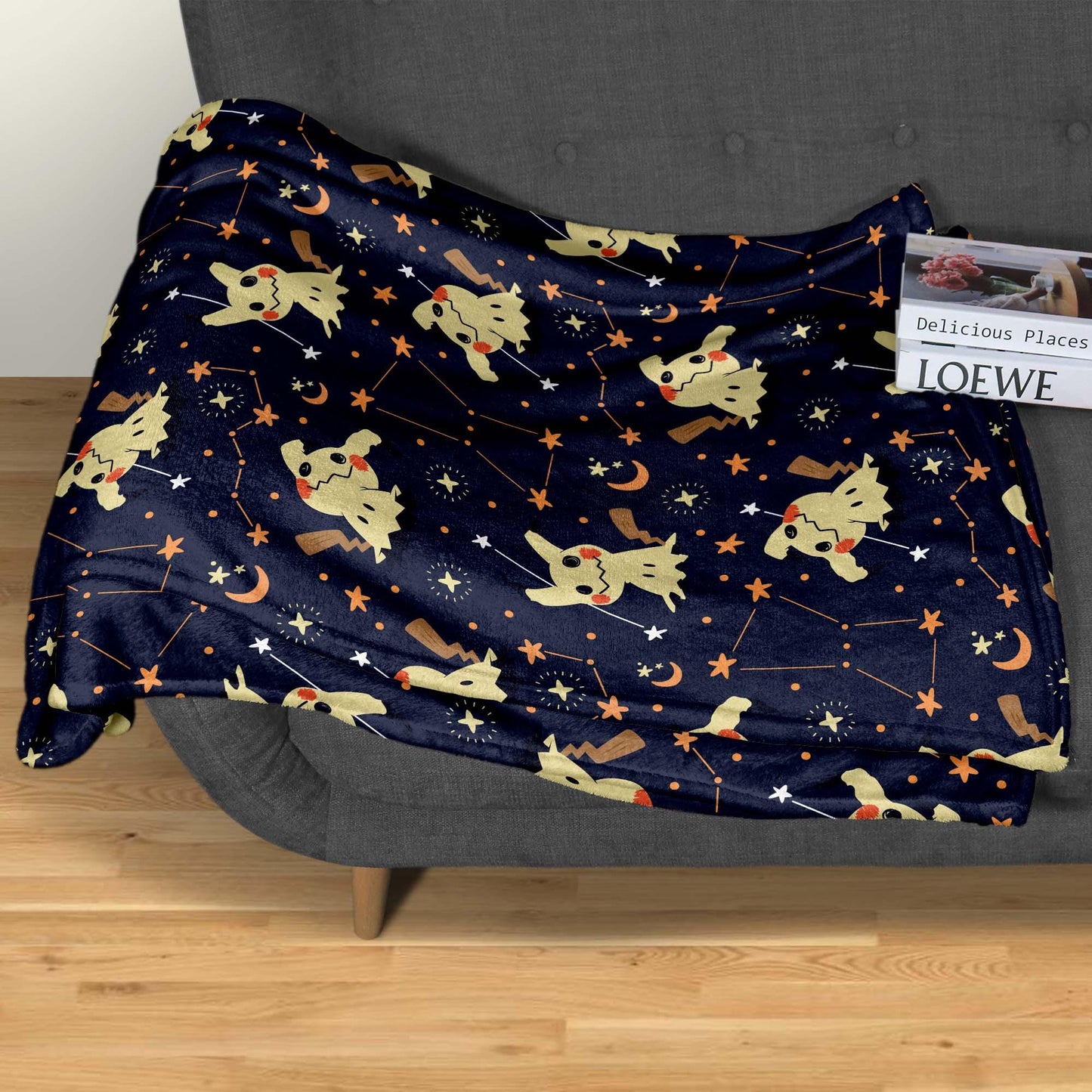 Mimikyu Fleece Blanket, Cute Ghost Throw Blanket, Soft Cotton Cozy Blanket for Bed or Couch, Kawaii Halloween Gifts