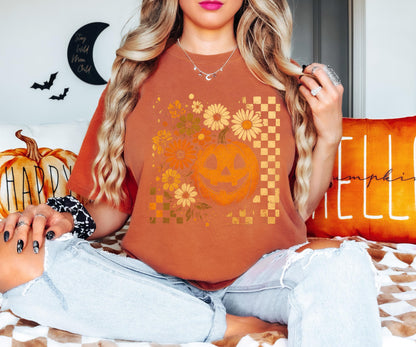 Floral Pumpkin Halloween Shirt, Checkered Halloween T-Shirt, Vintage Pumpkin Sweatshirt, Fall Flower Halloween Tee, Pumpkin Season Shirt