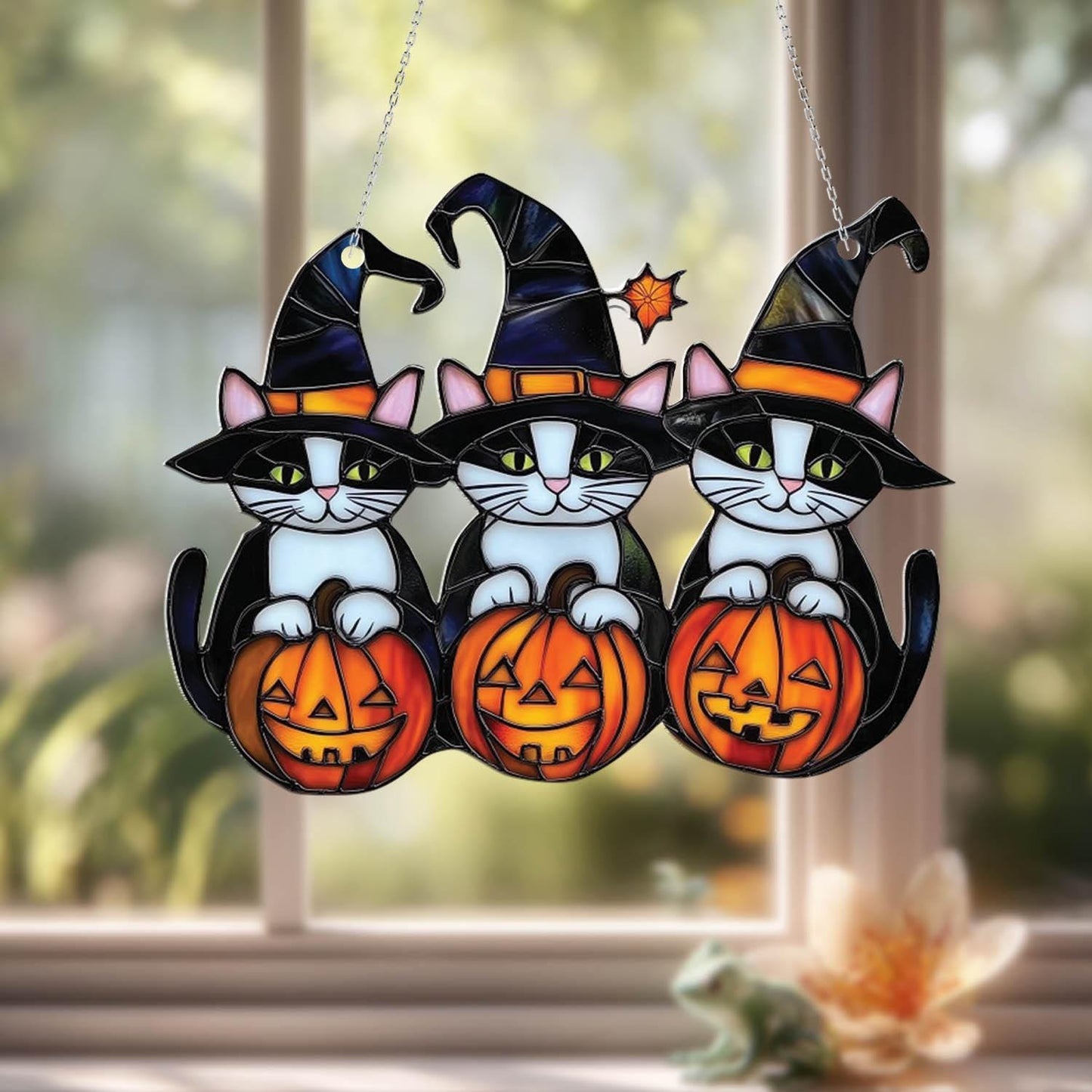 Halloween Cat Trio Window Hanging – Cute Black & White Witch Cats with Pumpkins, Spooky Fall Decor for Cat Lovers, Trick or Treat Home Gift