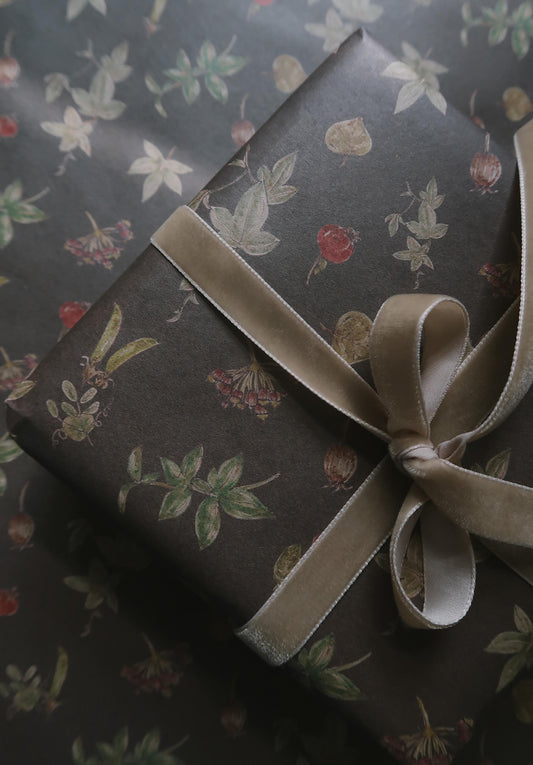 Botanical kraft Wrapping paper, Gift Wrap, Wrapping, Floral Gift Warp, Wrapping paper, gift paper, floral wrapping paper, recycled paper