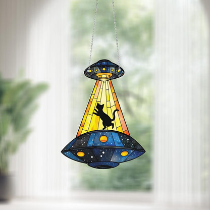 UFO Cat Abduction Window Hanging Decoration, Alien Spaceship Decor for Cat Lovers, Funny Room Accent for Halloween, Space or Sci-Fi Themes