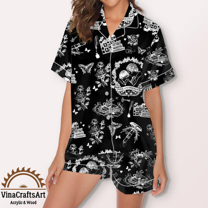 Pride and Prejudice Literary Pajamas Set, Women’s Gothic Book Lover PJs, Jane Austen Sleepwear with Regency Pajamas, Reader Gift Pajamas Set