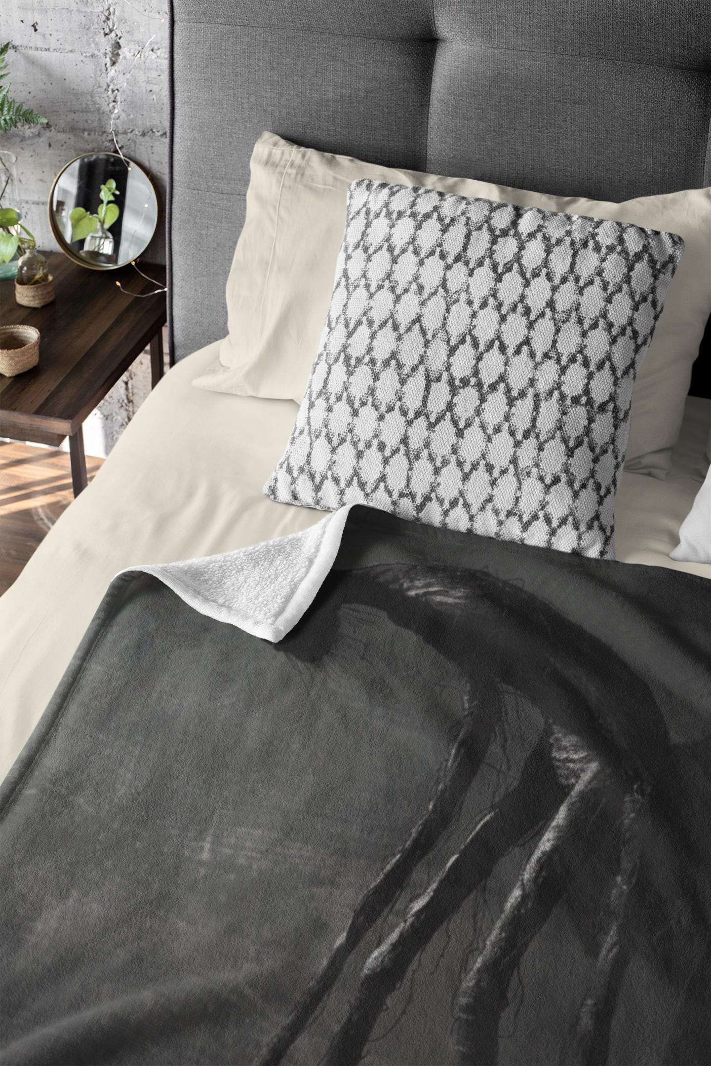 Halloween Throw Blanket Decor, Soft Blanket, Halloween Decor, Cozy Holiday Unique Fall Party Gifts,  Dark Horror Halloween Aesthetic