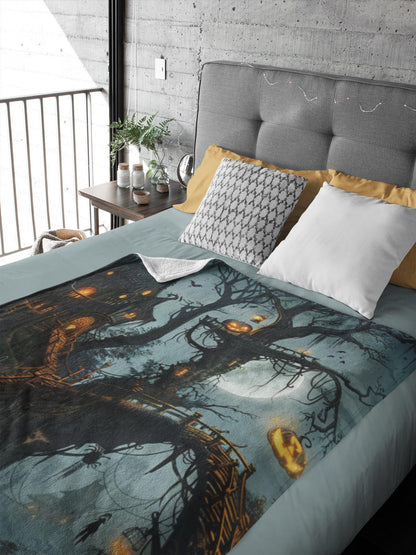 Halloween Throw Blanket Decor, Soft Blanket, Spooky Halloween Decor, Cozy Holiday Custom Fall Party Gifts, Beautiful Gothic Horror Print