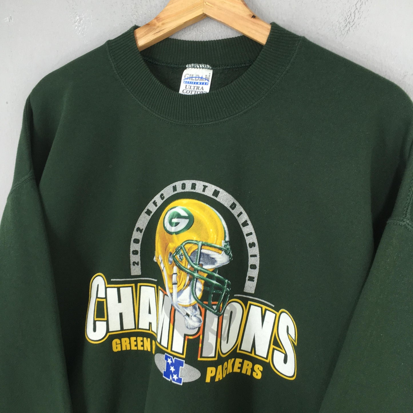 Green Bay Football Vintage 90s Style Sweatshirt, Trendy Green Bay Football Fan Shirts, Green Bay, Game Day Shirt, Football Crewneck Shirt