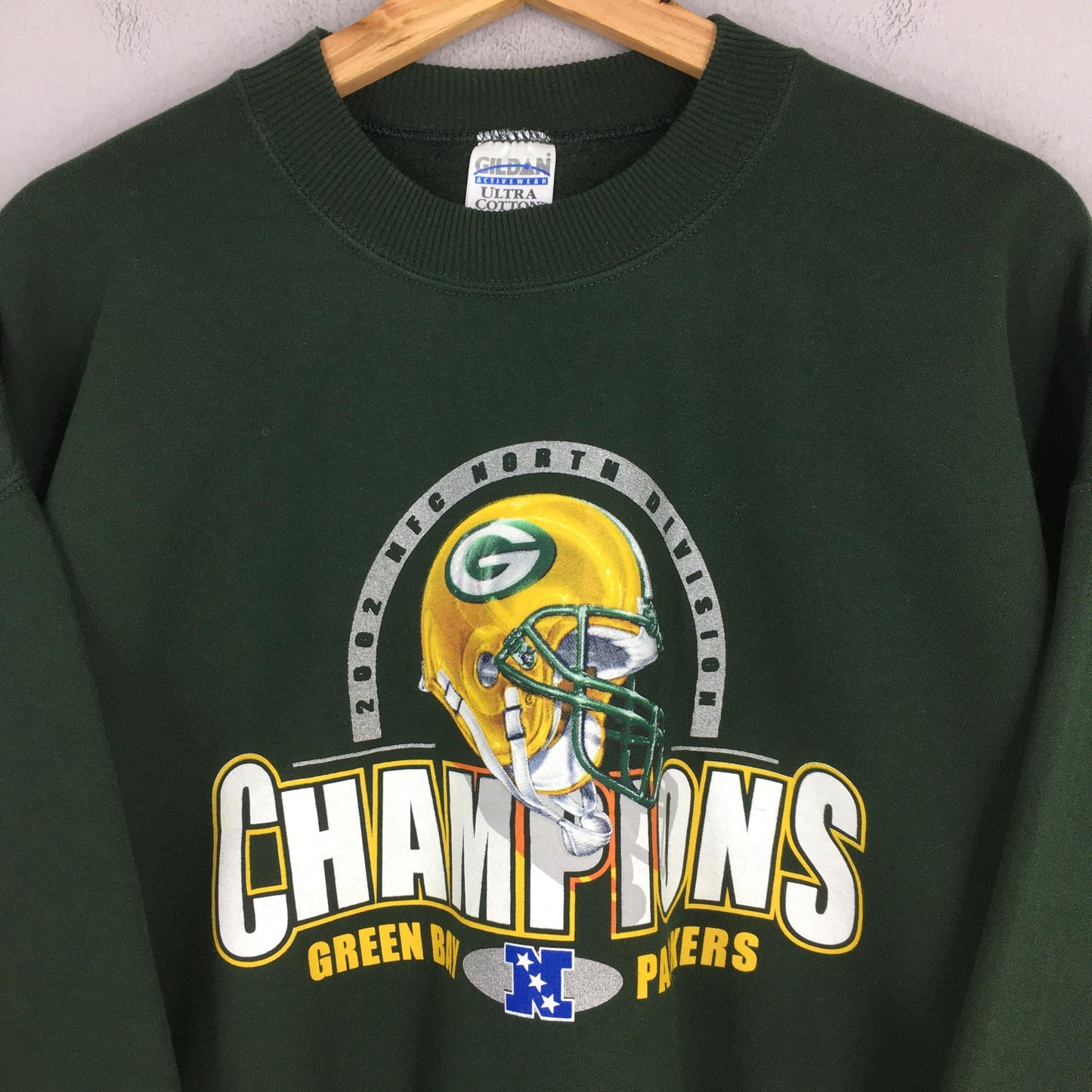 Green Bay Football Vintage 90s Style Sweatshirt, Trendy Green Bay Football Fan Shirts, Green Bay, Game Day Shirt, Football Crewneck Shirt