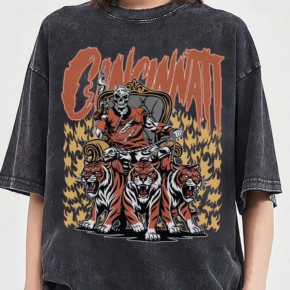 Cincinnati Football Skull Vintage Shirt, Gift For Fan Football Game Day Unisex Shirt