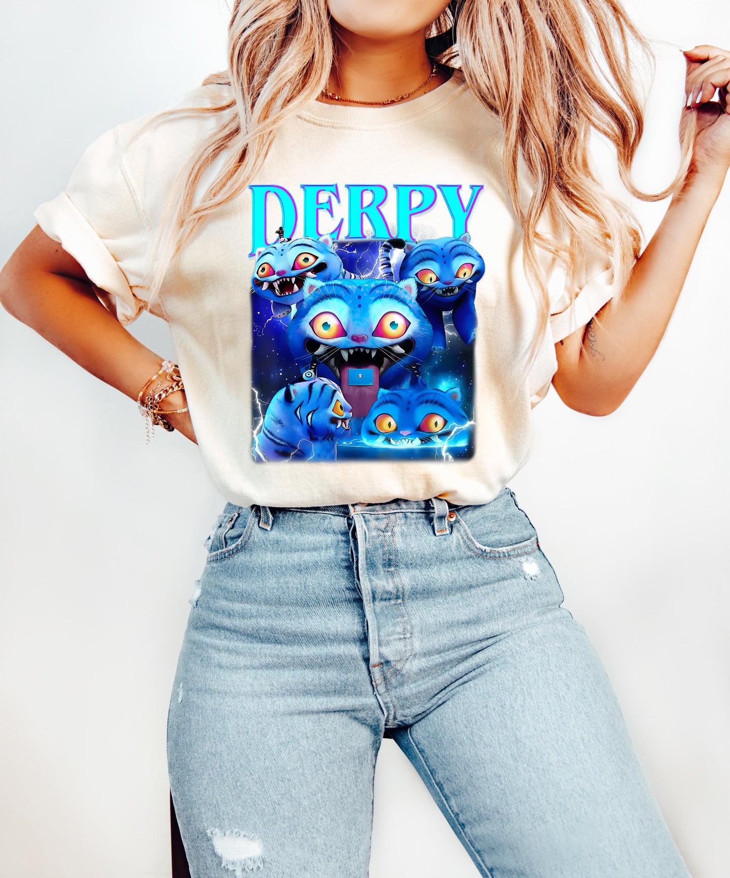 Demon Hunter Tiger Shirt, Merch Kpop Shirt, Hunters Tiger fan, Derpy the Tiger And Bird Demon Hunter Tiger Tee, Kpop Demon Hunters Shirt