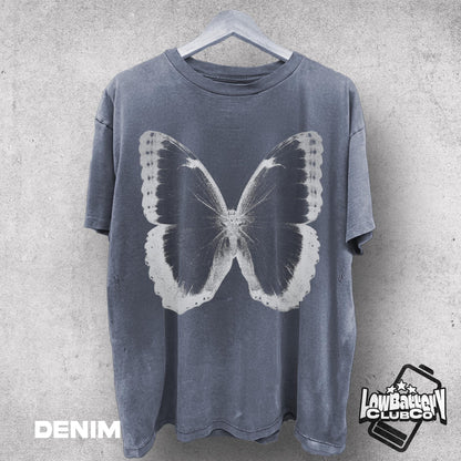 Retro Butterfly Graphic Tee, Vintage Nature Shirt, OldSchool Style Nature T-Shirt, Nostalgic 90s Aesthetic