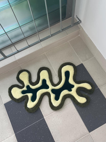 Abstract rug - fits any interior.