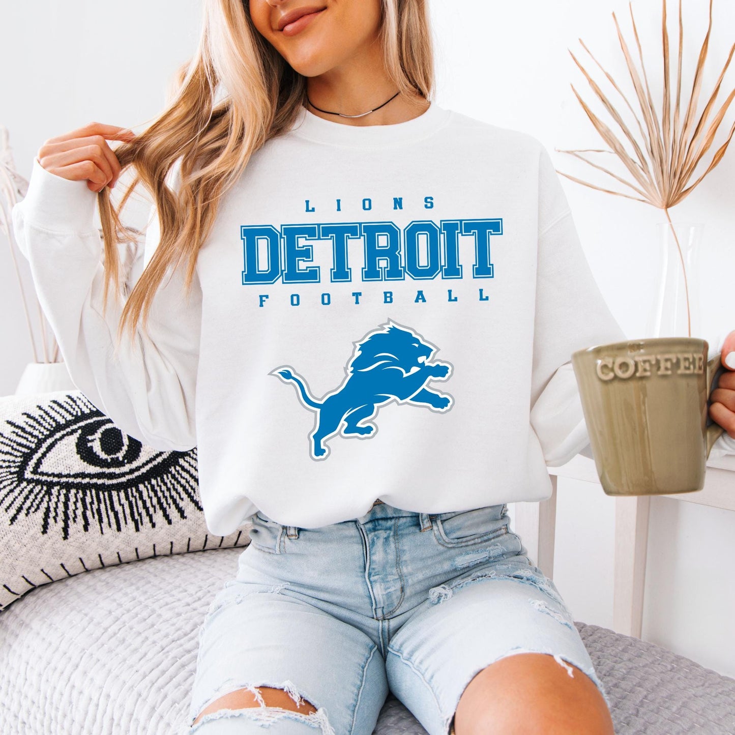 Detroit Football Retro Style Shirt, Detroit Football Sweatshirt, Detroit Football Shirt, Detroit T-shirt, Sunday Football, Gameday Shirt