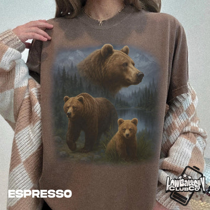 Retro Bear Landscape T-Shirt, Vintage Nature Scene Graphic Tee, Nature Shirt, Gift for Bear Fans