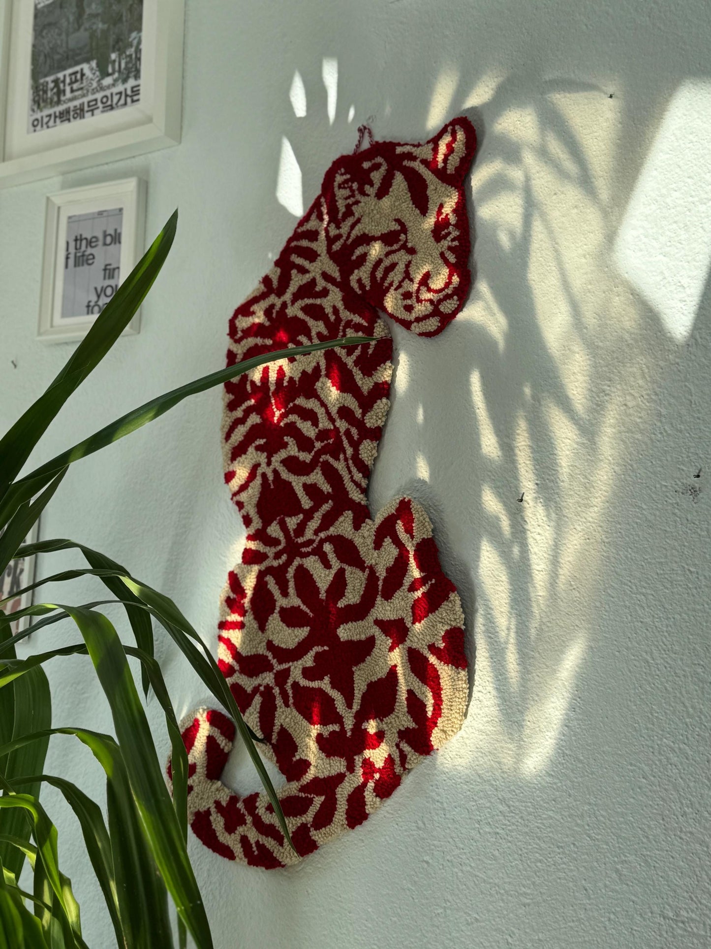 Handmade Tufted Rug Tiger Inspired Big Cat Silhouette Red White Floral Pattern Unique Animal Shaped Carpet