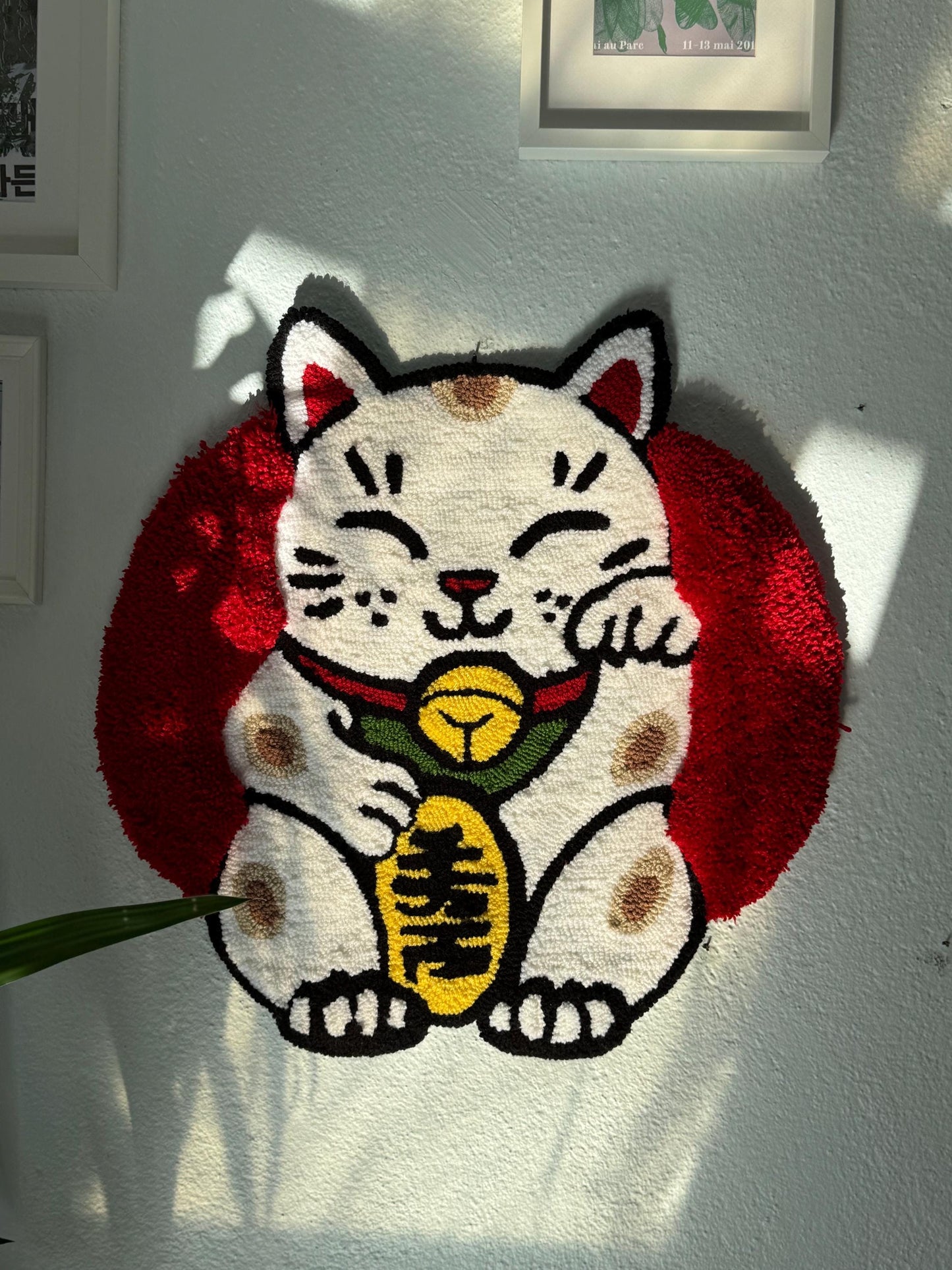 Handmade 3D Tufted Lucky Cat Rug – Maneki Neko Welcome Mat, Japanese Style Decorative Carpet, Kawaii Home Decor for Entryway