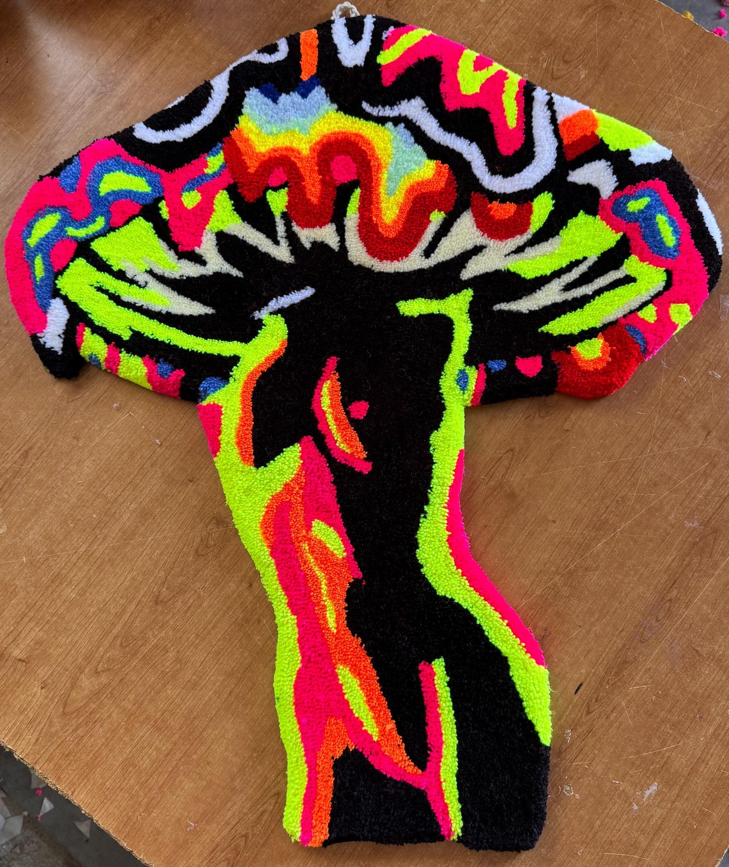 Glow in the Dark Mushroom Woman Rug – Handmade 3D Tufted Psychedelic UV Reactive Wall Art & Floor Carpet