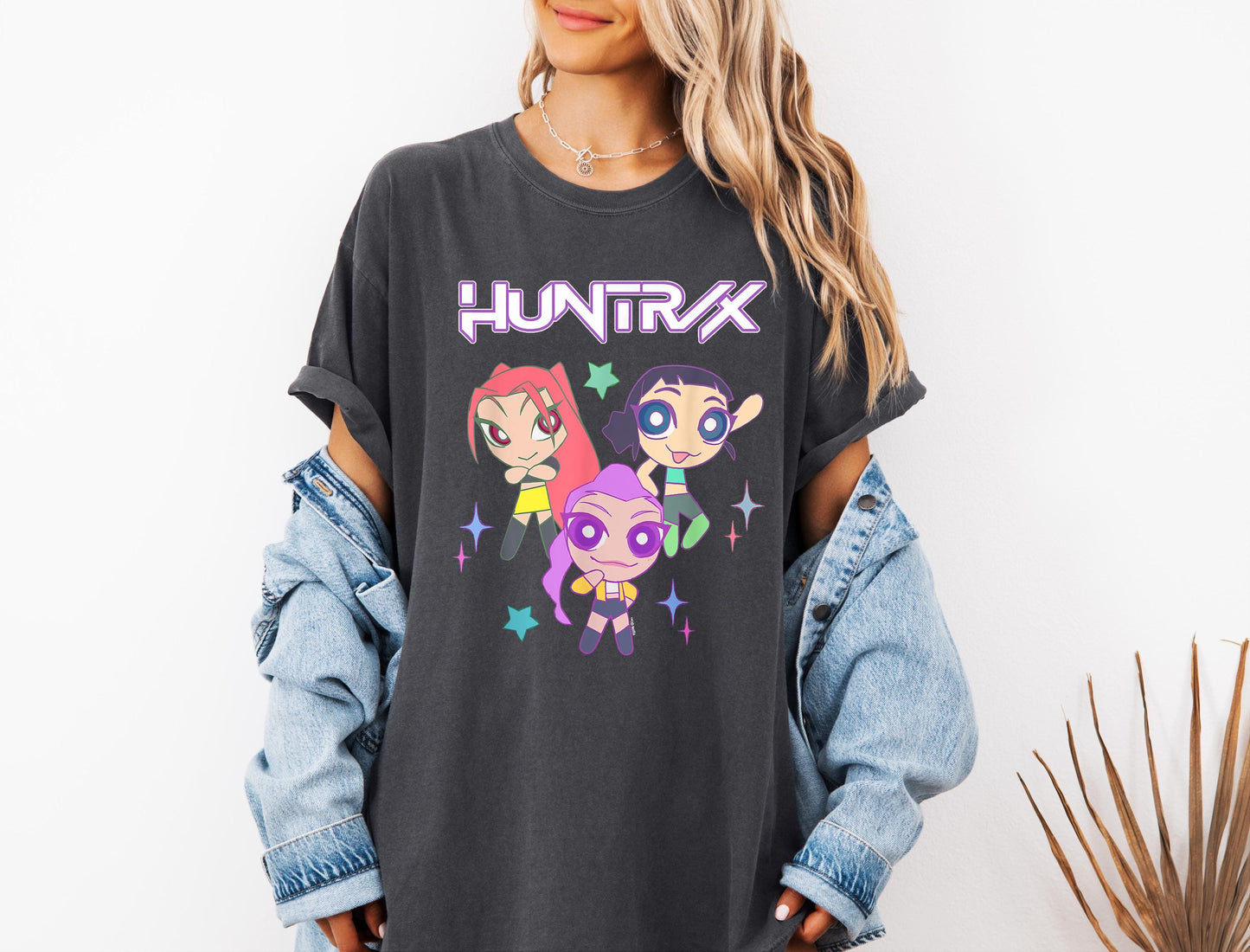 Kpop Demon Hunters Shirt, Huntrix Girl T-Shirt, Kpop idol group Shirt, Mira, Rumi, Joey Shirt,Demon Hunter Merch, Gift for Huntrix fan Shirt