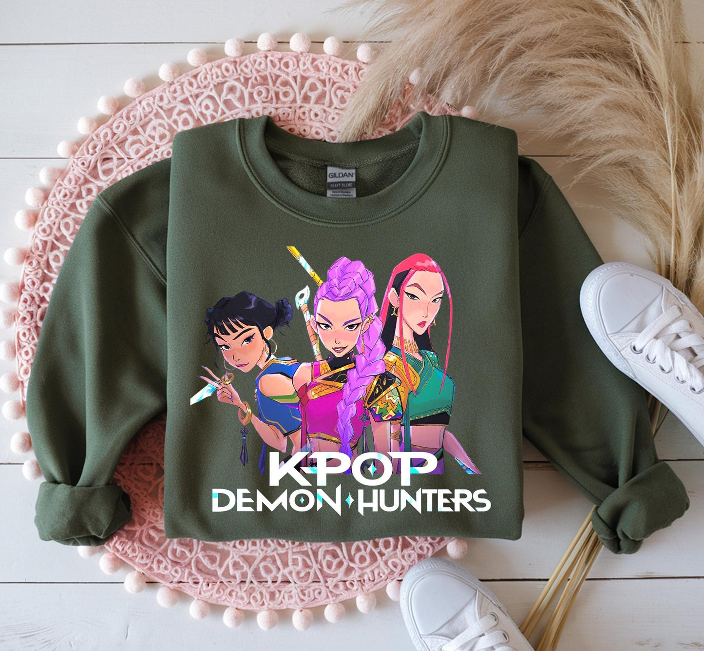Huntrix Girls Shirt, Kpop Demon Hunters T-shirt, Vintage Huntrix Shirt, Huntrix Fan Shirt Gift, Rumi Zoey Mira Graphic Shirt, Kpop Huntrix