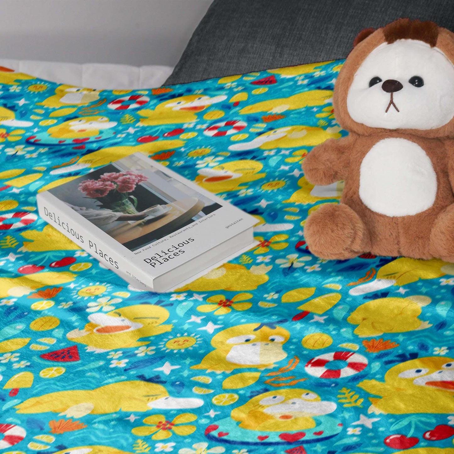 Psyduck Fleece Blanket, Cozy Throw Blanket for Bedroom and Living Room, Soft Cotton Family Blanket Gift, Psyduck Blanket Gifts