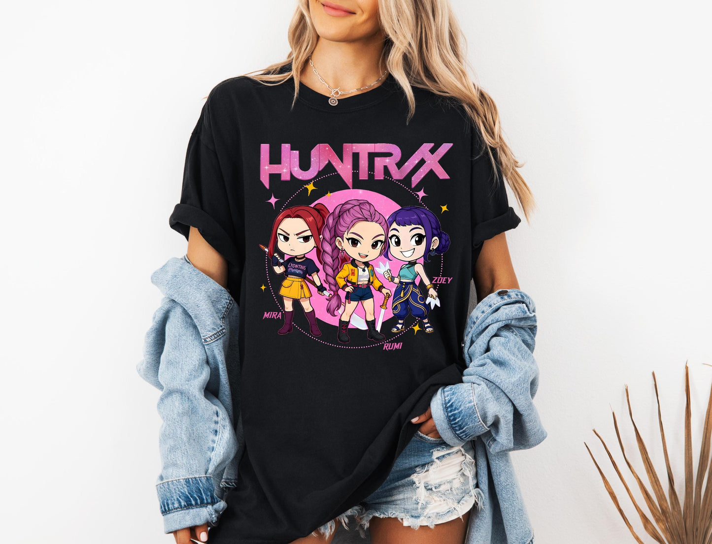 Kpop Demon Hunters Shirt, Huntrix Girl T-Shirt, Kpop idol group Shirt, Mira, Rumi, Joey Shirt,Demon Hunter Merch, Saja Boys Shirt