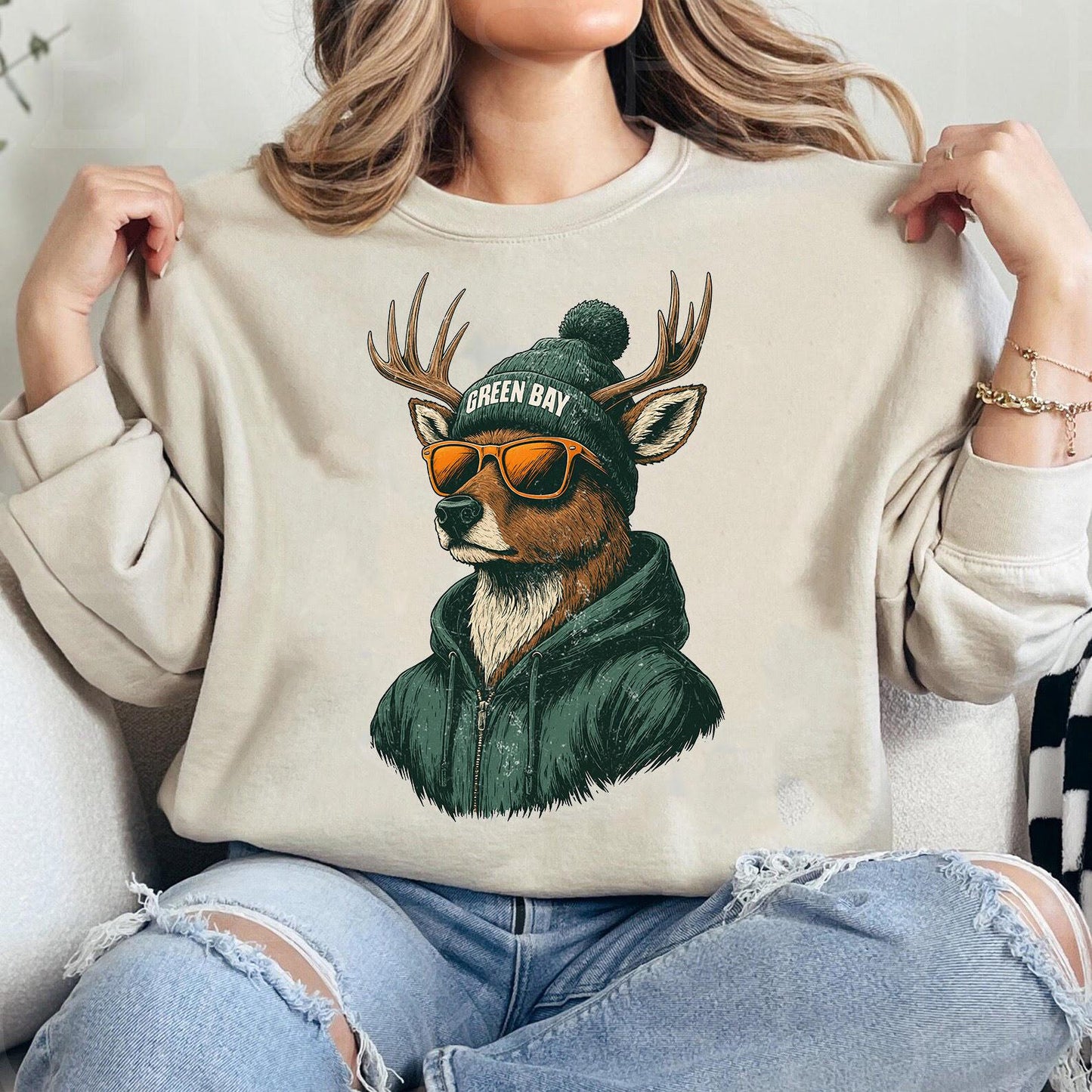 Green Bay Shirt Retro Style 90s Unisex Crewneck, Graphic Tee Gift For Football Fan Sport, Green Bay Football Vintage Style Sweatshirt.