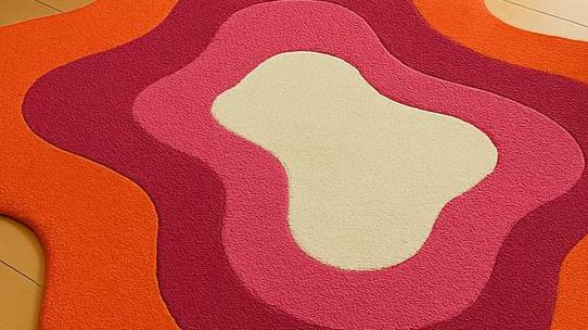 Hand-Tufted Melty Sunset Swirl Wool Rug: Irregular Area Rug