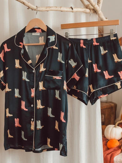 Cowboy Boot Satin Pajamas Set, Texas Boots Style Pajamas, Western Pajamas, Cowboy Pajamas, Cowgirl Boots Pajamas, Girly Matching Pajamas Set