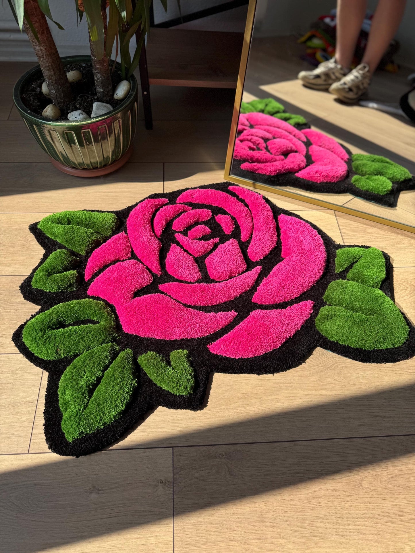 Handmade Pink Rose Shaped Tufted Rug 3D Floral Carpet for Bedroom Living Room Aesthetic Decor Unique Soft Floor Mat 95x75cm Gift Idea