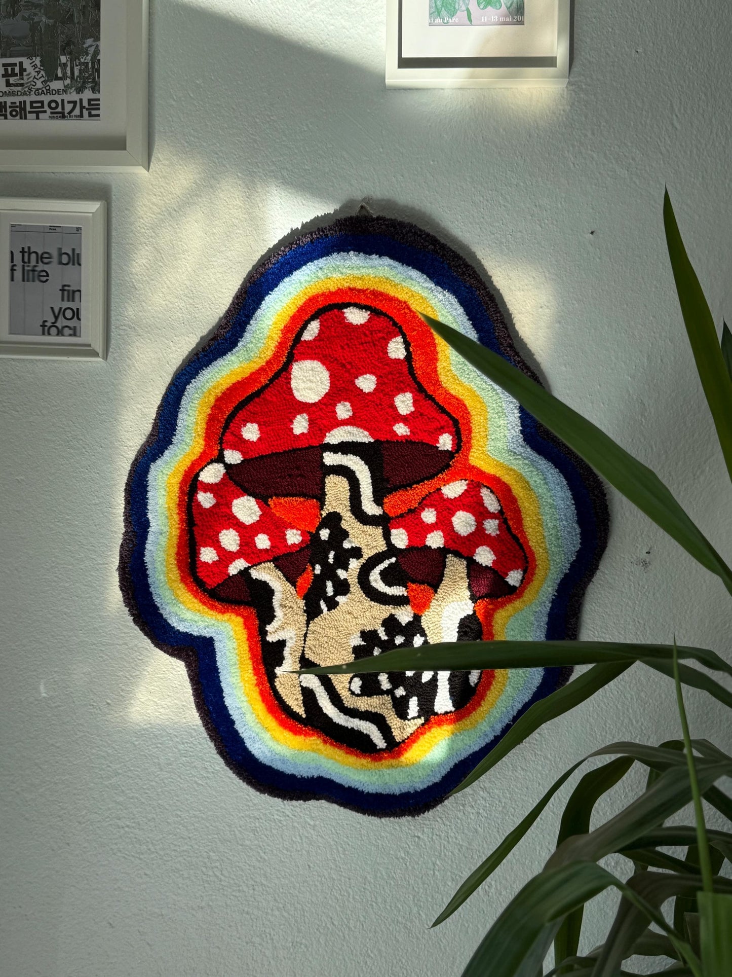 Handmade 3D Tufted Mushroom Rug – Psychedelic Rainbow Toadstool Carpet, Boho Trippy Home Decor