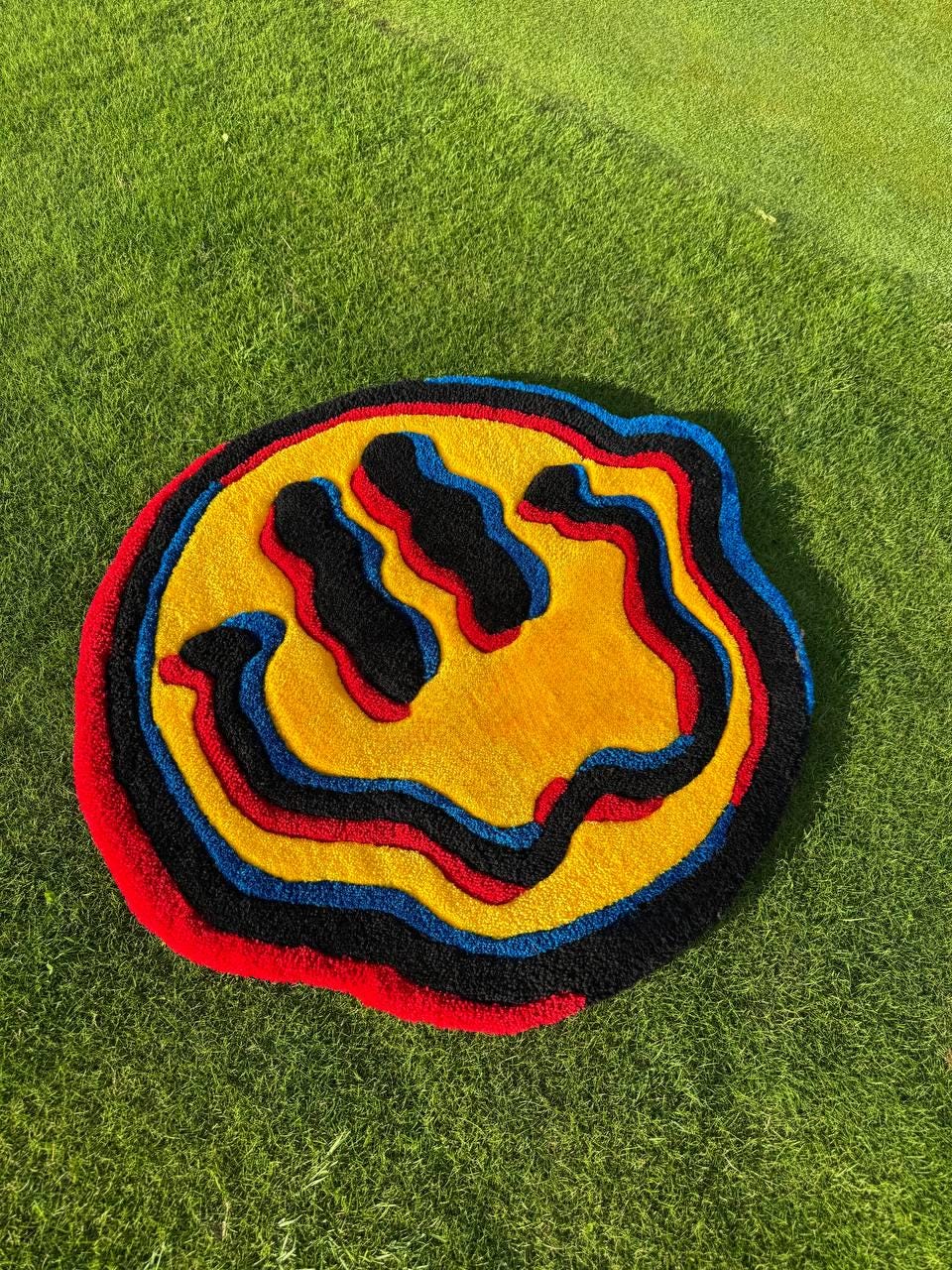 Smiley Face Rug 3D | Tufted Happy Emoji Carpet | Cute Aesthetic Home Decor