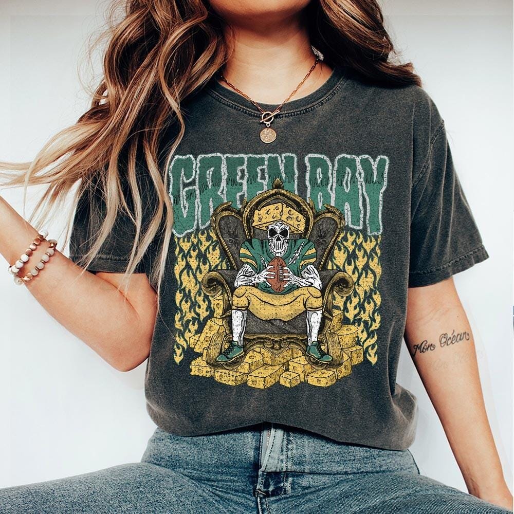 Green Bay Football Skull Vintage Shirt, Gift For Fan Football Game Day Unisex Shirt