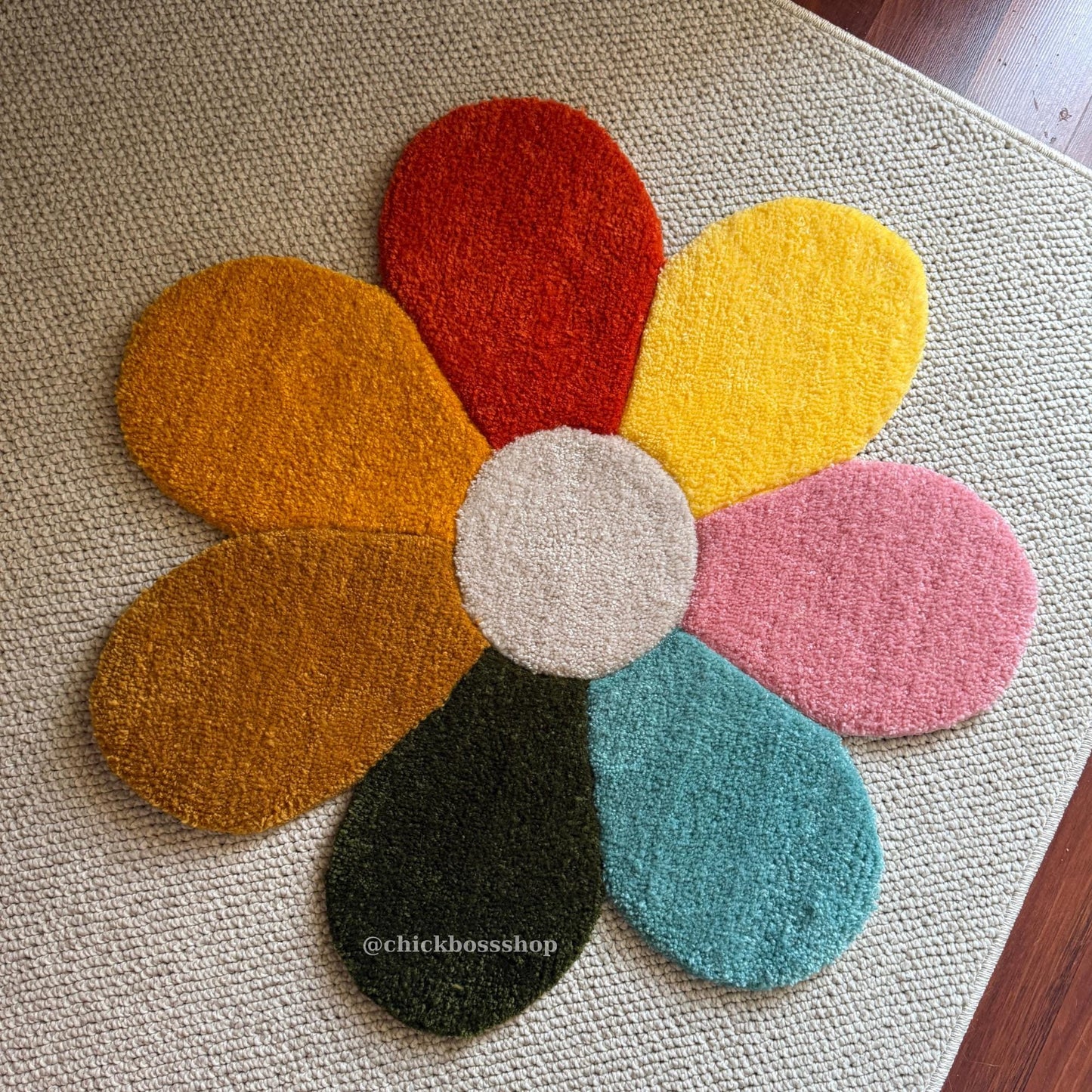 Black White  Flower Tufted Rug -  Boho Home Decor Tufting - Retro Style Aesthetic Handmade Tufted Rugs