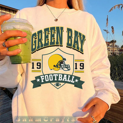 Green Bay Football Vintage 90s Style Sweatshirt, Green Bay Football Shirt, Sunday Football Shirt, Retro Green Bay Crewneck Tee, Game Day
