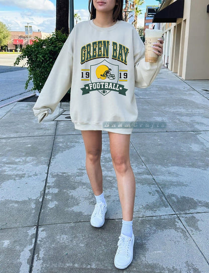 Green Bay Football Vintage 90s Style Sweatshirt, Green Bay Football Shirt, Sunday Football Shirt, Retro Green Bay Crewneck Tee, Game Day