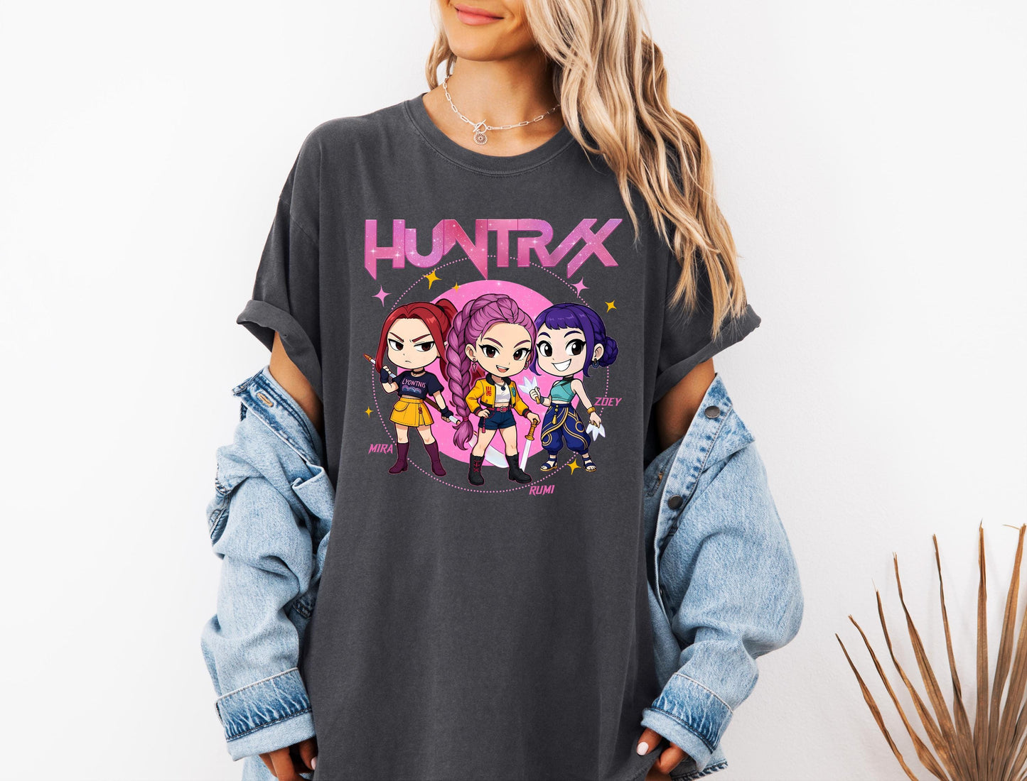 Kpop Demon Hunters Shirt, Huntrix Girl T-Shirt, Kpop idol group Shirt, Mira, Rumi, Joey Shirt,Demon Hunter Merch, Saja Boys Shirt