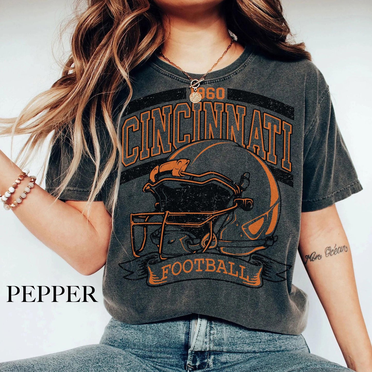 Vintage 90s Style Cincinnati Football Sweatshirt, Retro Sports Fan Shirt, Trendy Game Day, Cincinnati Sweatshirt, Cincinnati Football Shirt