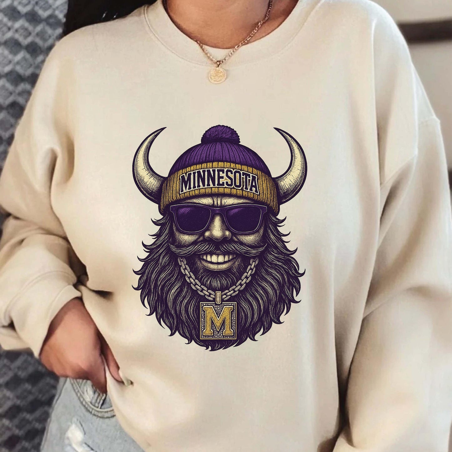 Minnesota Graphic Sweatshirt, Retro Viking Beard Shirt, Cool Streetwear Pullover, Hip Hop Graphic Tee, Unisex Oversized Vintage Top