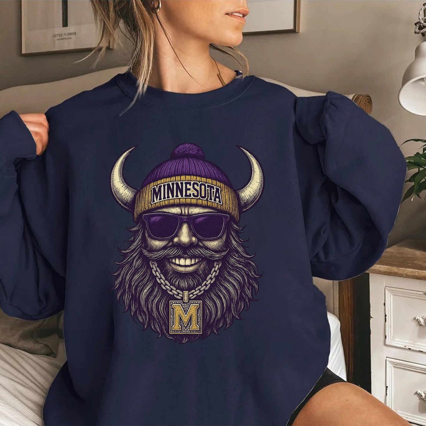 Minnesota Graphic Sweatshirt, Retro Viking Beard Shirt, Cool Streetwear Pullover, Hip Hop Graphic Tee, Unisex Oversized Vintage Top