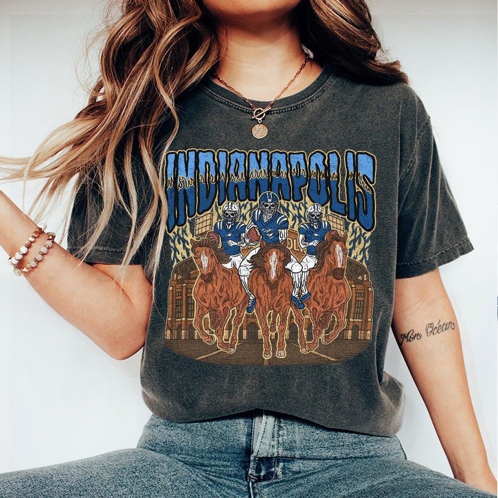 Indianapolis Football Skull Vintage Shirt, Gift For Fan Football Game Day Unisex Shirt